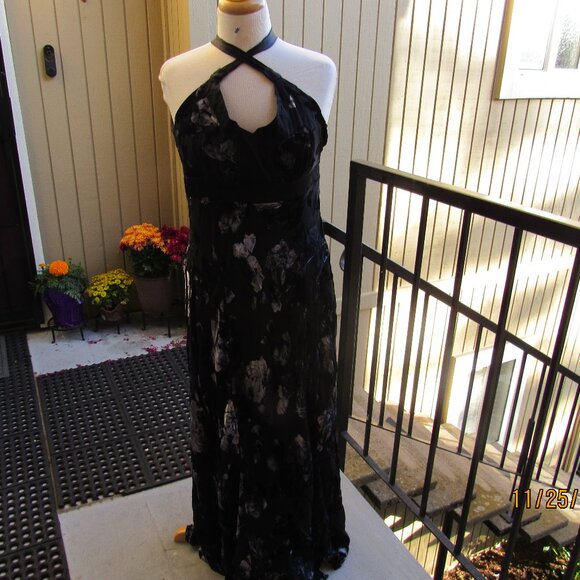 #623  WOMEN'S LONG BLACK CHIFFON EVENING DRESS BY MONSOON  (SIZE 10US / 14UK) - Picture 1 of 5
